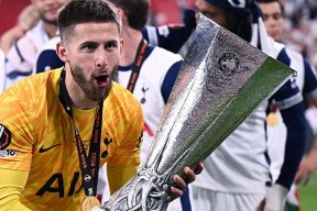 九游官网下载-关于皇马签下乌克兰门将，解决门将困境的信息